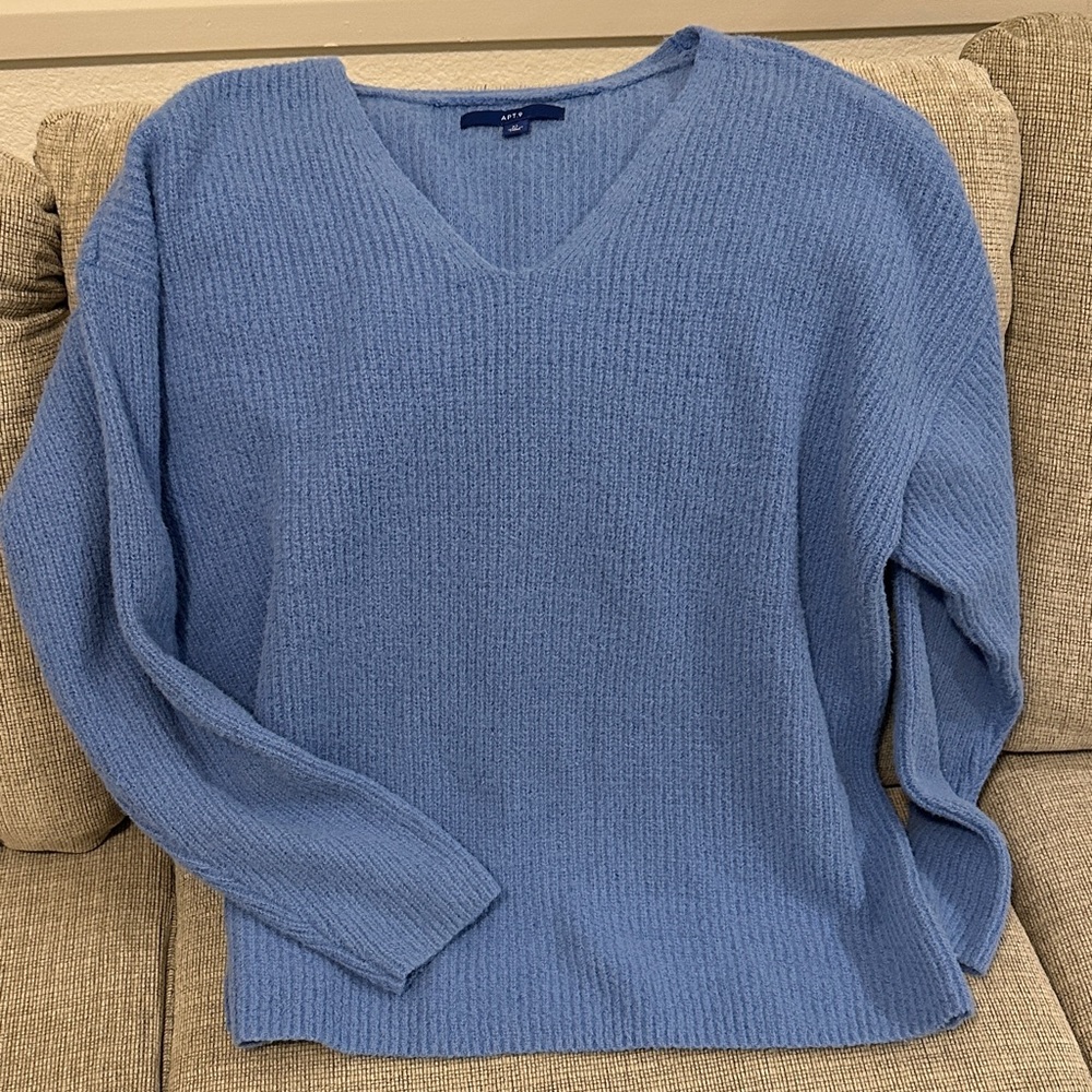 Apt. 9 Women's Blue V-Neck Sweater
